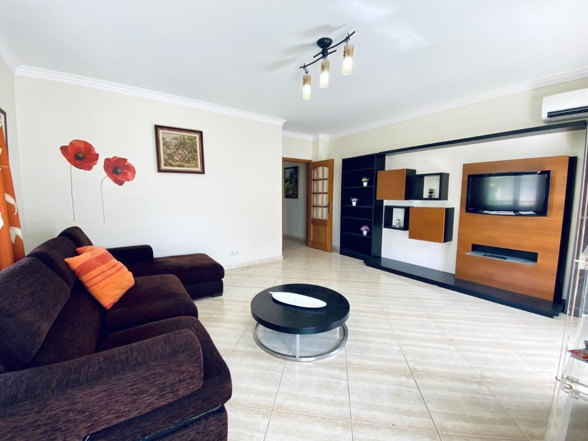 Quarteira Central By Homing Extérieur photo